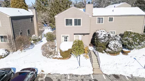 71 River Bend Rd #A, Stratford, CT 06614