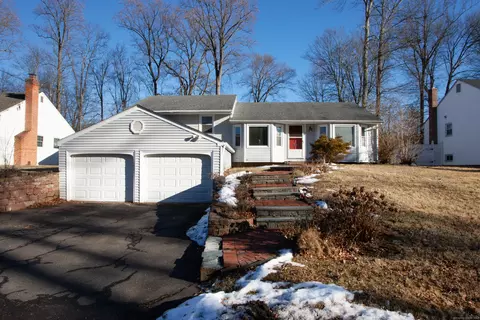 70 Barksdale Rd, West Hartford, CT 06117