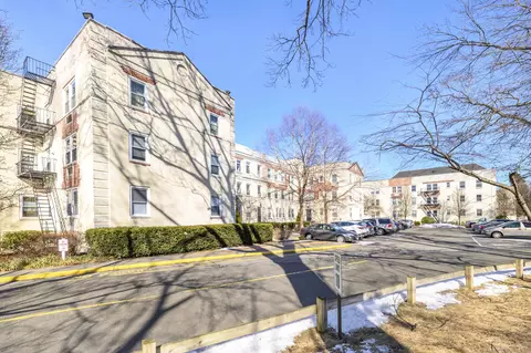 106 Summer St #3B, Stamford, CT 06901
