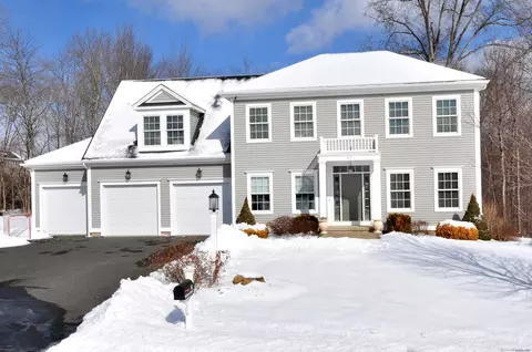63 Redstone Rd, Suffield, CT 06078