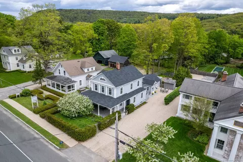 4 Main St, Salisbury, CT 06068