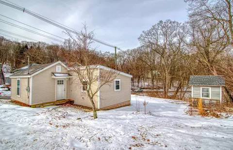 244 Taftville Occum Rd, Norwich, CT 06360