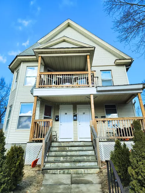 25 Laurel St, Waterbury, CT 06702