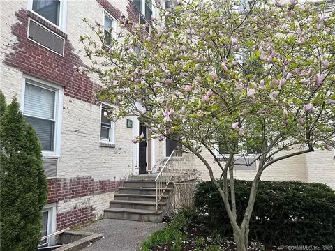 102 Summer St #1A, Stamford, CT 06901