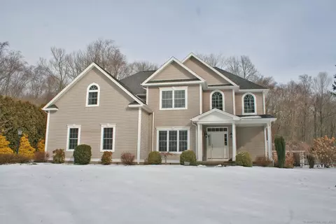 4 Whispering Woods Rd, East Hampton, CT 06424
