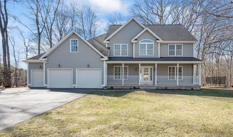 228 Monarch Dr, Southington, CT 06489