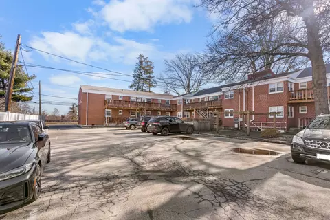 36 Courtland Ave #1, Stamford, CT 06902