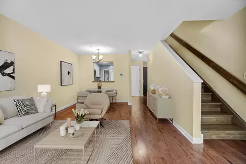 115 Flax Hill Rd #9, Norwalk, CT 06854