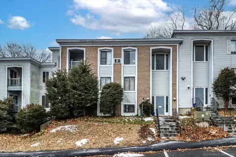 101 South St #11, Danbury, CT 06810