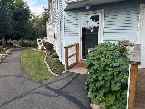 418 Woodward Ave #26, New Haven, CT 06512