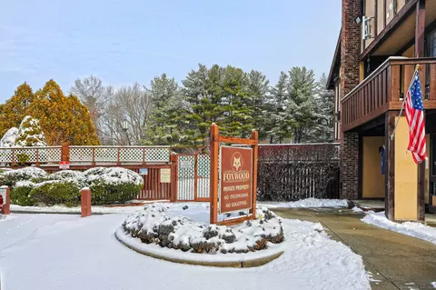 342 Foxwood Ln #342, Milford, CT 06461