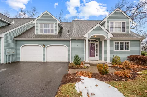 77 Overshot Dr, Glastonbury, CT 06073