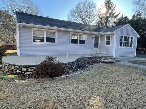 14 Marie Ave, Stonington, CT 06379