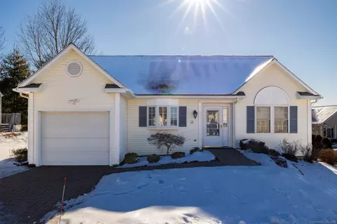 2 Dairy Farm Rd #2, Portland, CT 06480