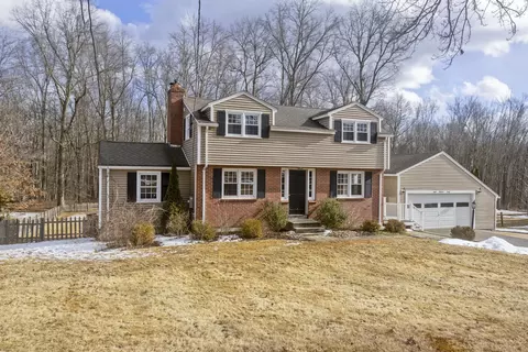 830 Mather St, Suffield, CT 06078