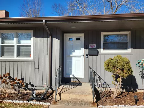 98 Williamstown Ct #98, Newington, CT 06111