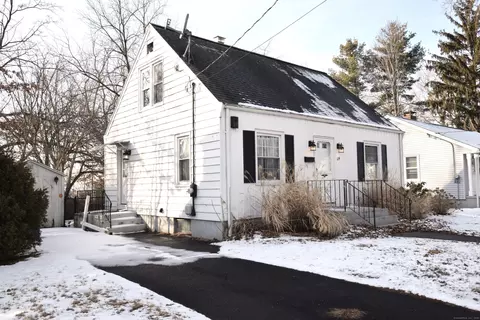 104 Woodward Ave, New Haven, CT 06512