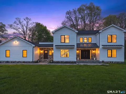 539 Boston St # A, Guilford, CT 06437
