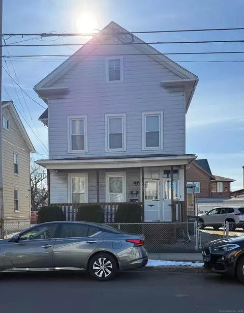 580 Shelton St, Bridgeport, CT 06608
