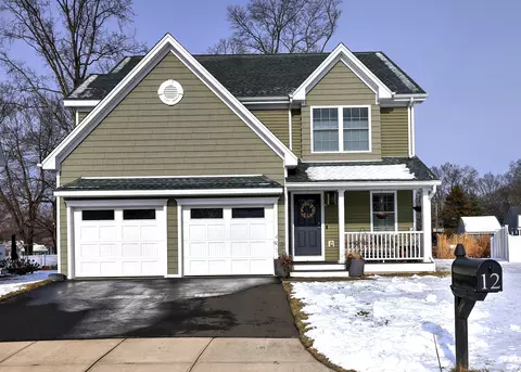 12 Marceline Ln, Milford, CT 06460