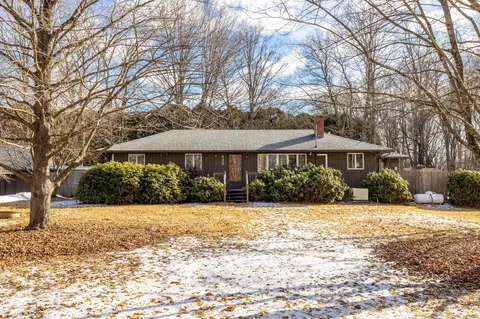 435 Old Colchester Rd, Amston, CT 06231