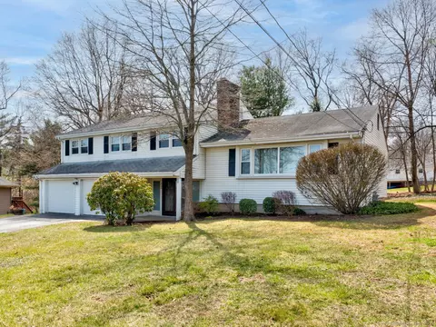 260 Garry Dr, New Britain, CT 06052