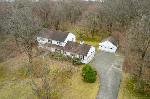 49 Old Farm Rd, Wilton, CT 06897
