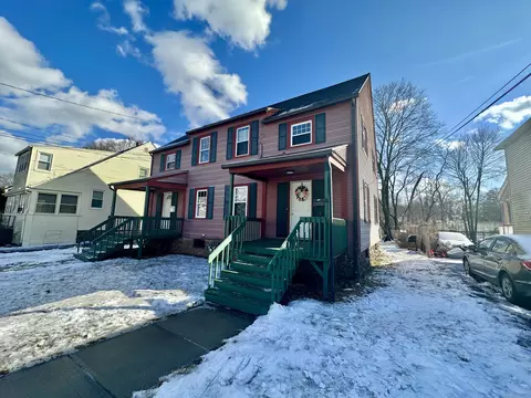 29 N Pearl St, Meriden, CT 06450