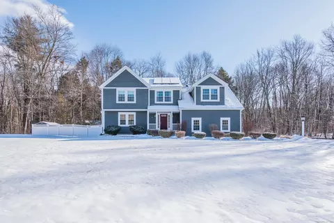 21 Country Club Ln, East Granby, CT 06026