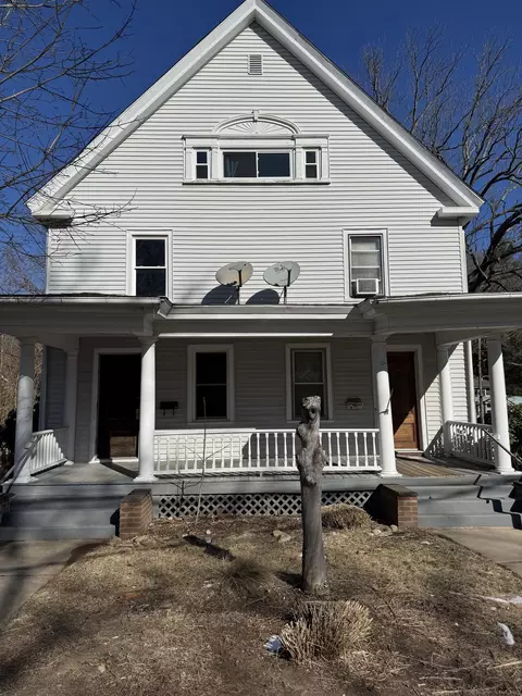 1740 Farmington Ave, Farmington, CT 06085