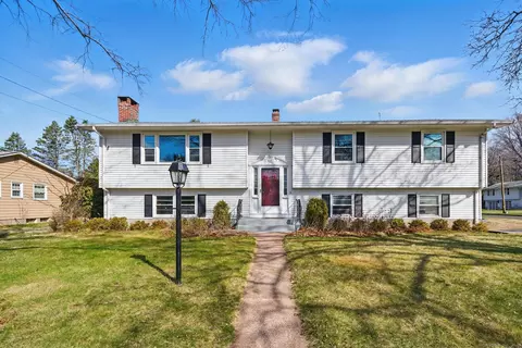 22 Lark Dr, East Hartford, CT 06118