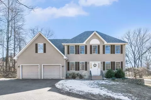 10 Ruff Cir, Glastonbury, CT 06033