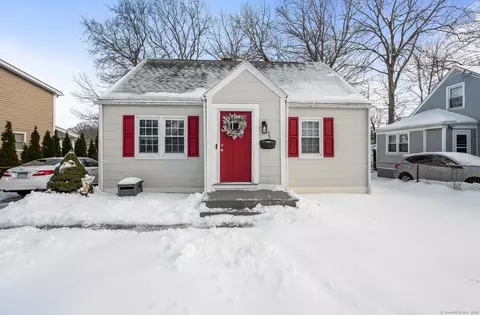 75 Heather Ln, New Britain, CT 06053