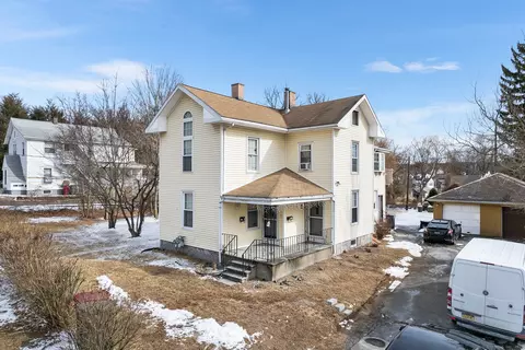 55 Hoadley St, Naugatuck, CT 06770