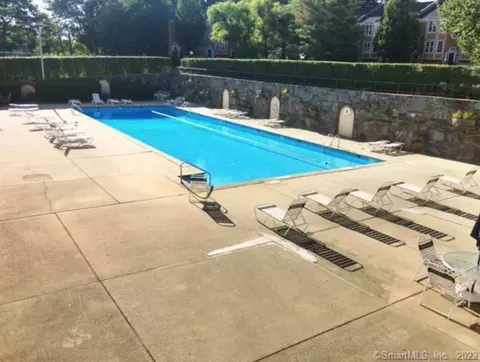 2625 Park Ave #8H, Bridgeport, CT 06604