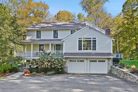 86 Blackman Rd, Ridgefield, CT 06877