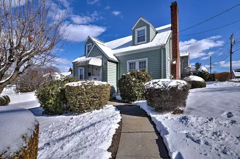 9 Beaver St, Hamden, CT 06514