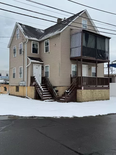 290 Adams St, Bridgeport, CT 06607