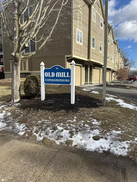 50 Pierce St #43, Plainville, CT 06062