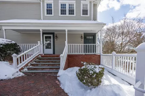 114 Mayfield Dr, Trumbull, CT 06611