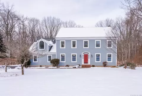 140 Scenic Ct, Cheshire, CT 06410