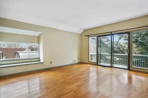 126 Heritage Vlg #B, Southbury, CT 06488