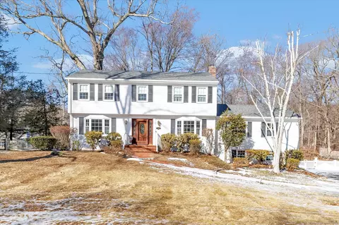 81 Blueberry Ln, Shelton, CT 06484