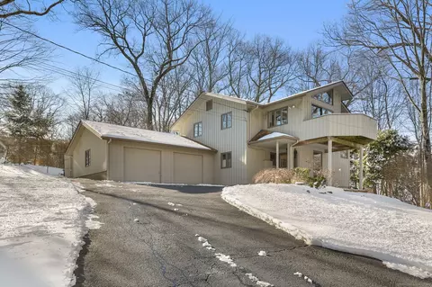 219 Wilton Rd, Westport, CT 06880
