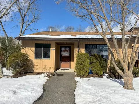 458 Asbury Rdg #458, Shelton, CT 06484