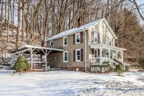 153 Grove St, New Milford, CT 06776