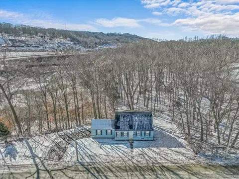 162 Plank Rd, Waterbury, CT 06705