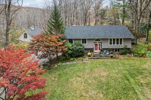 3 Mauweehoo Hl, Sherman, CT 06784