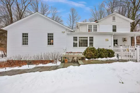 35 Cedar Rd, Wilton, CT 06897