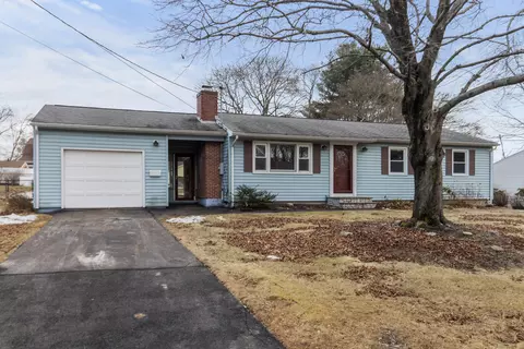 12 Captains Walk, Clinton, CT 06413